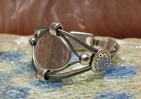 Pulsera Cuero_Entrepieza Zamak Martilleada